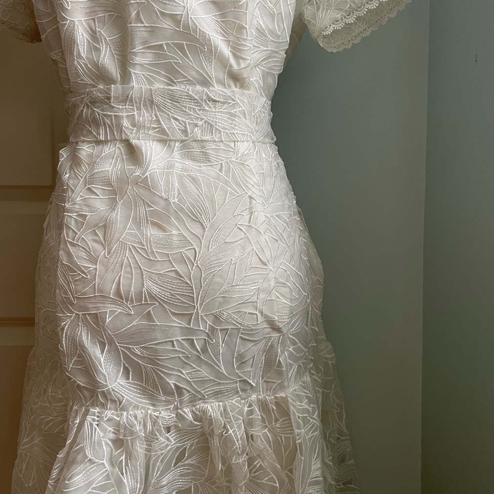 Marchesa NWOT White Lace Eyelet Dress - Picture 10 of 15